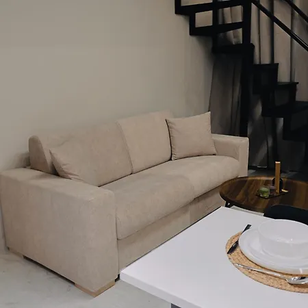 Elan Loft Apartment *